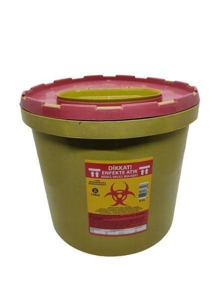 Tıbbi atık kovası